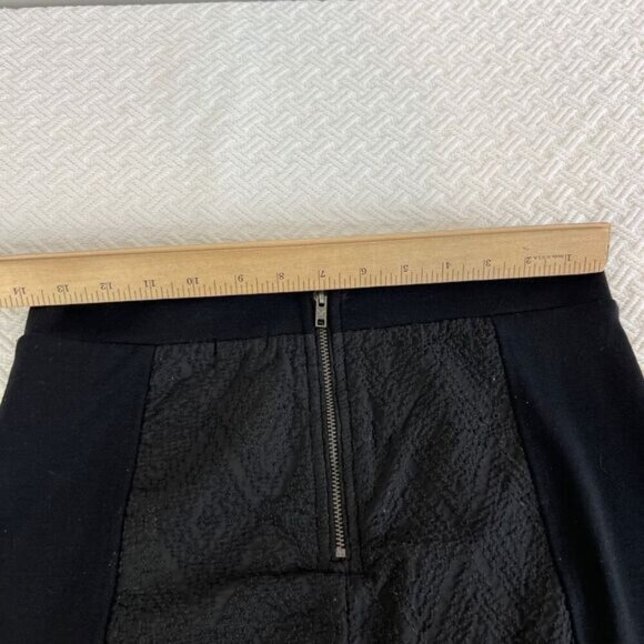 American Eagle AE Women's Size 4 Black Blue Signature Fleece A Line Mini Skirt - Picture 6 of 8